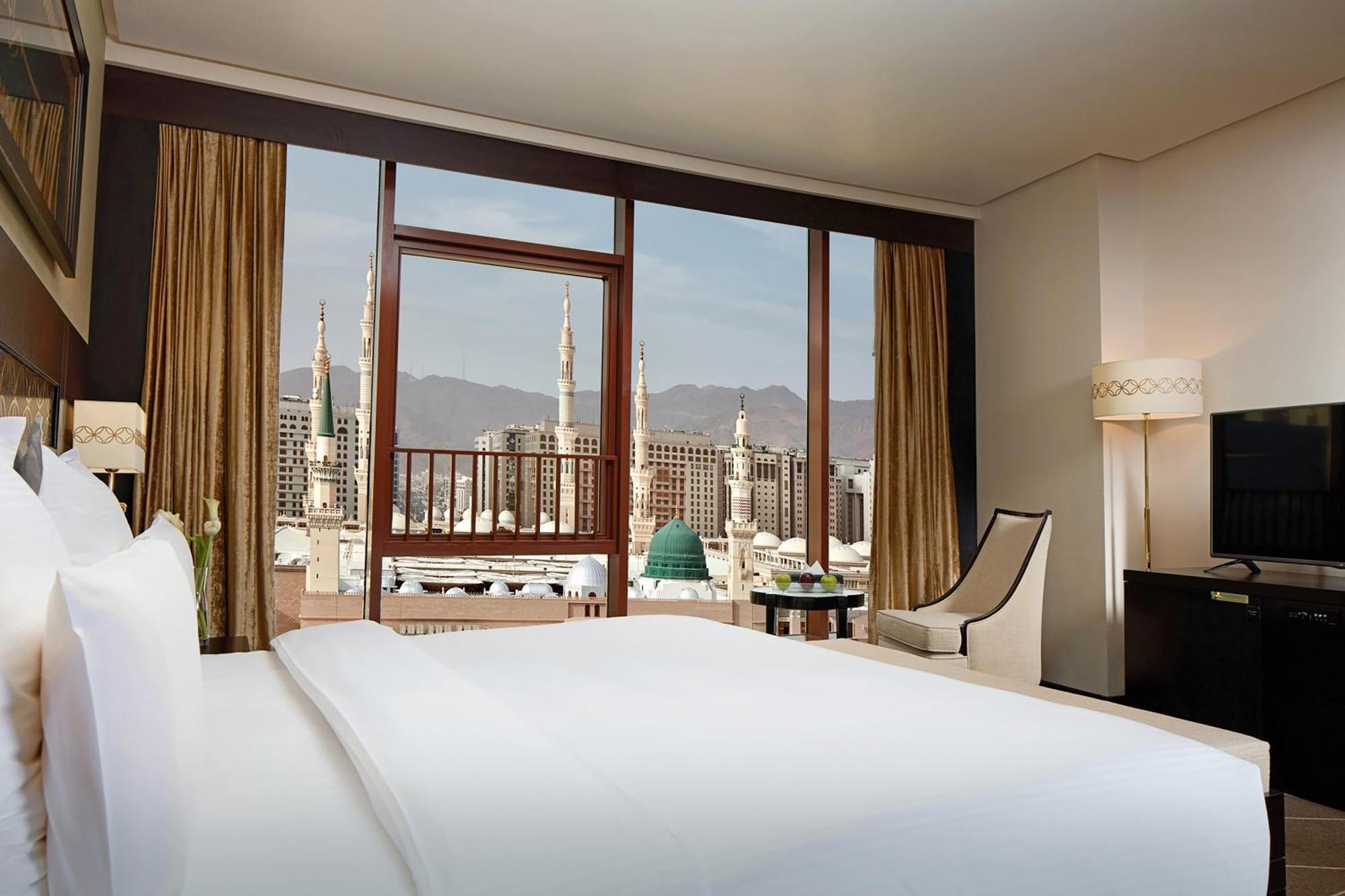 Отель Pullman Zamzam Madina Медина Экстерьер фото